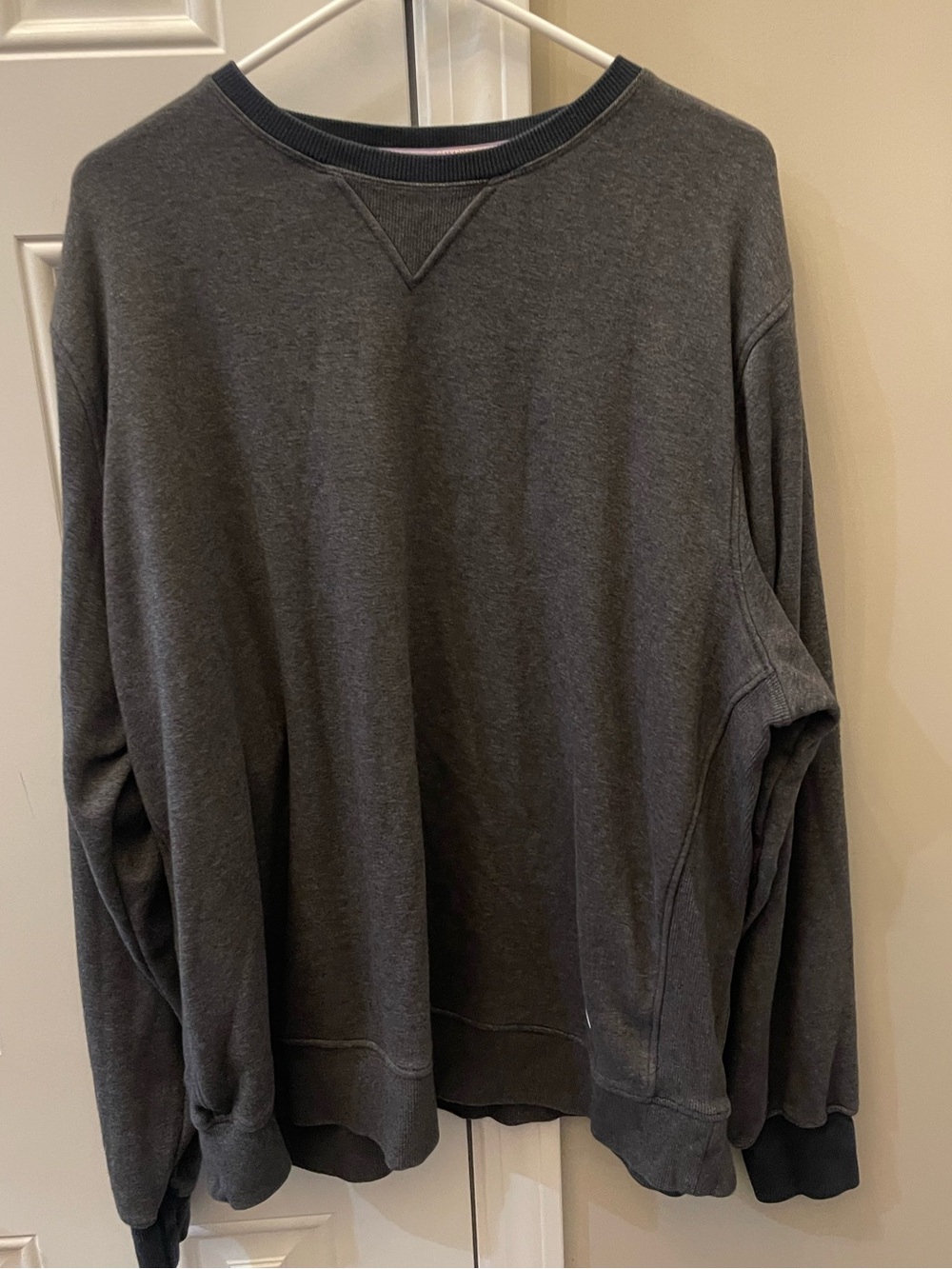 Jamby chilluxe Dark Gray heavyweight Crewneck Sweater. Size XL. New without tags